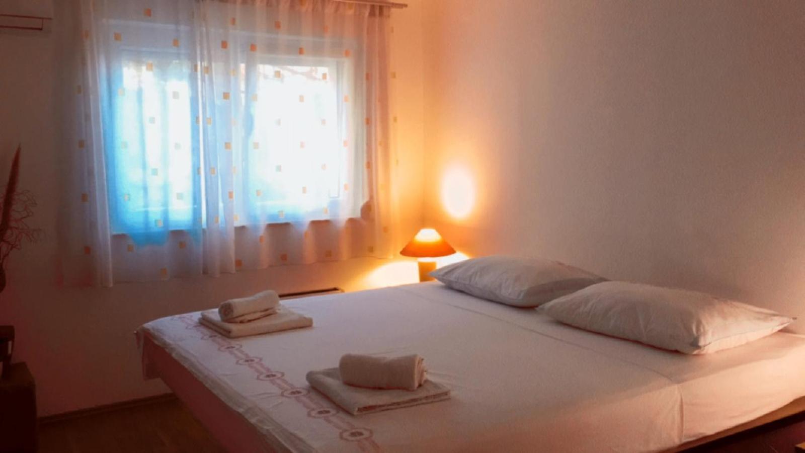 Apartment Jakov With Boat Mooring Zaboric Luaran gambar