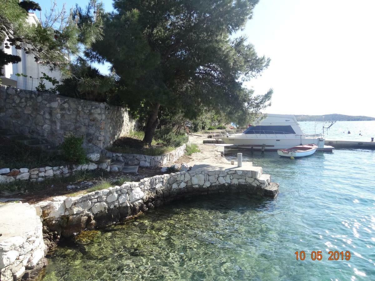 Apartment Jakov With Boat Mooring Zaboric Luaran gambar